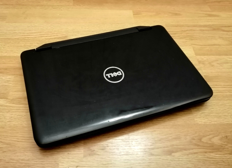 Ноутбук Dell 3520-9937